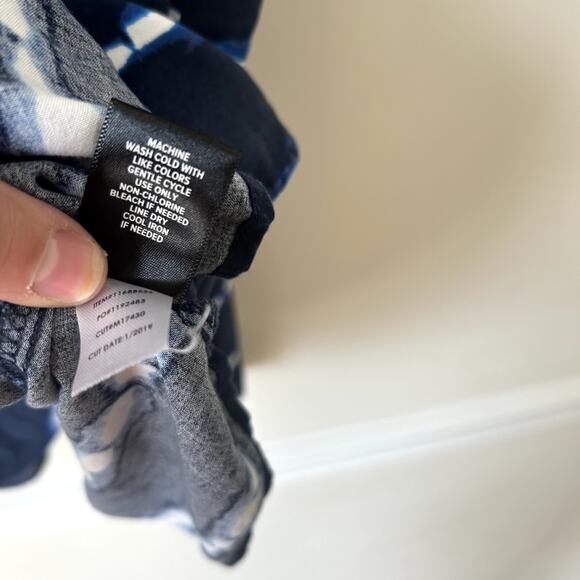 Torrid Mini Challis Tie-Front Skater Dress Size 1X Plus Blue Tie Dye Stripe - Picture 8 of 8